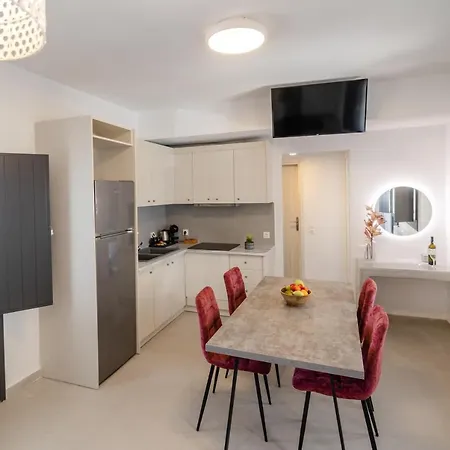 White Breeze Villa Exo Gonia